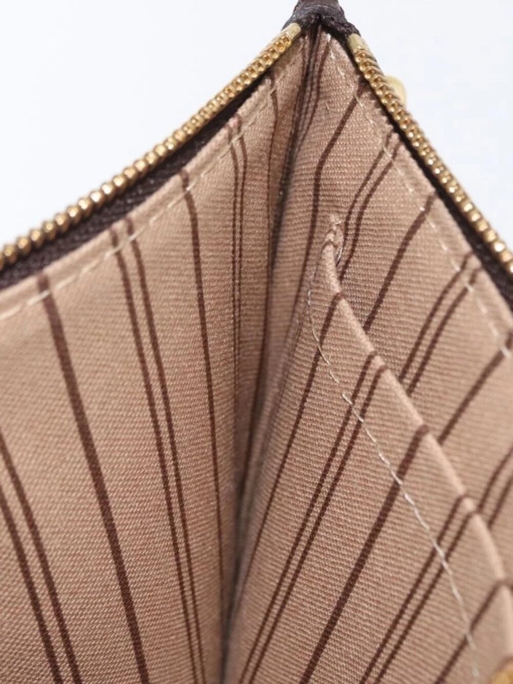 LOUIS VUITTON Monogram Neverfull MM Pouch Accessory Pouch LV Auth 170188 - Picture 12 of 16